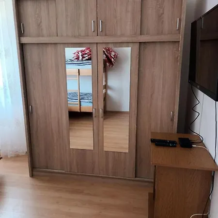 Apartment Mirna Vantacici *